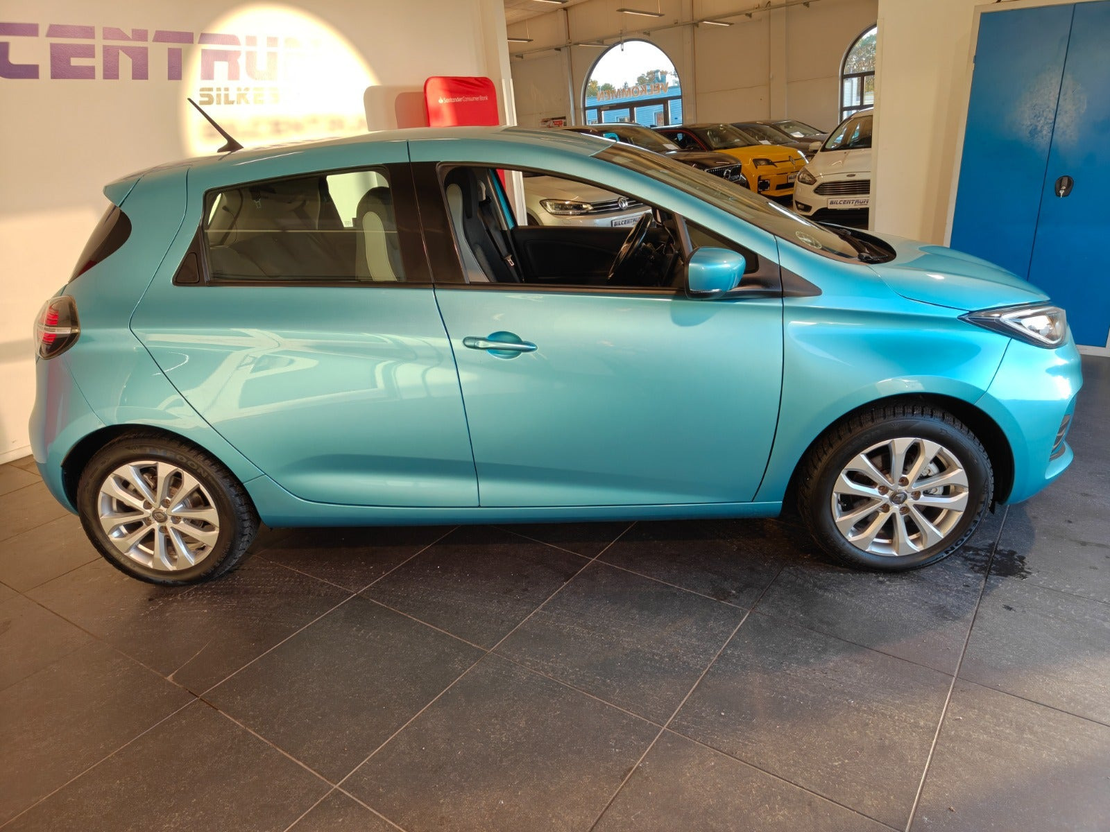 Blå Renault Zoe fra 2021