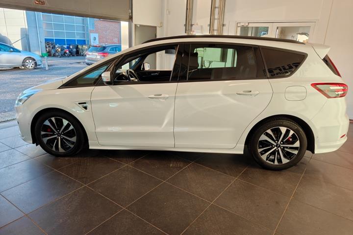 Hvid Ford S-MAX fra 2019