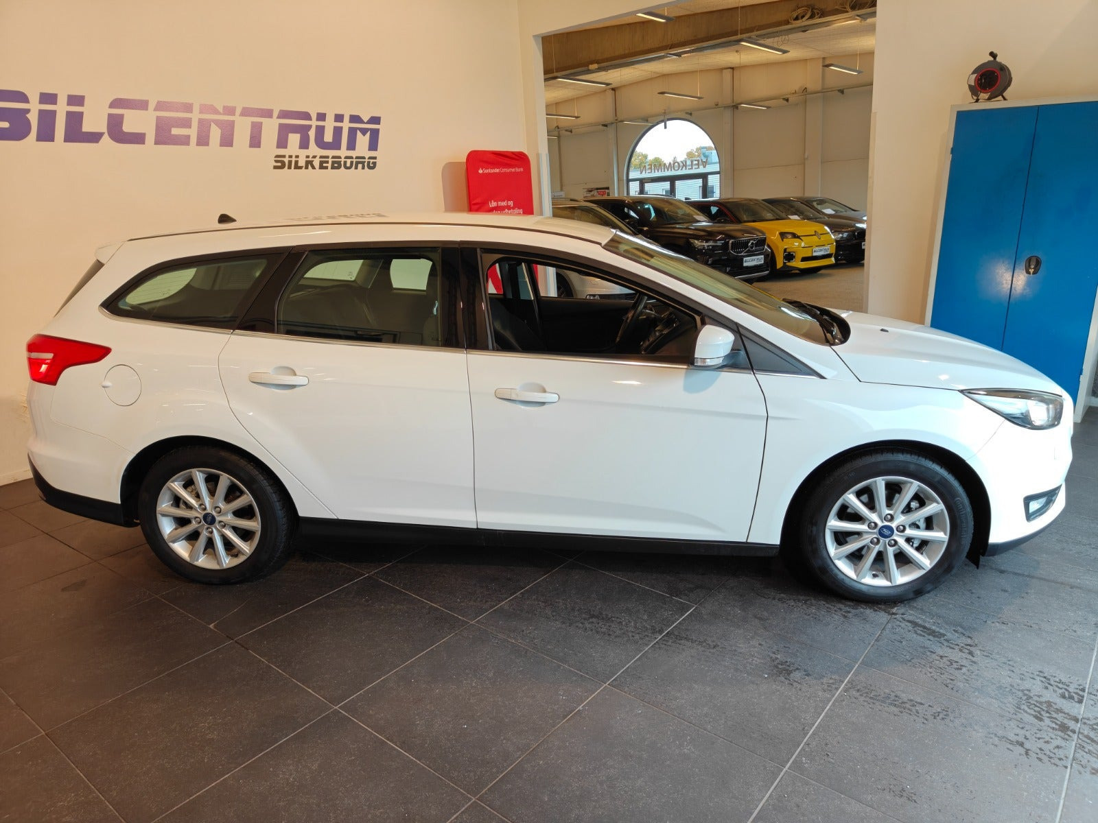 Hvid Ford Focus fra 2017