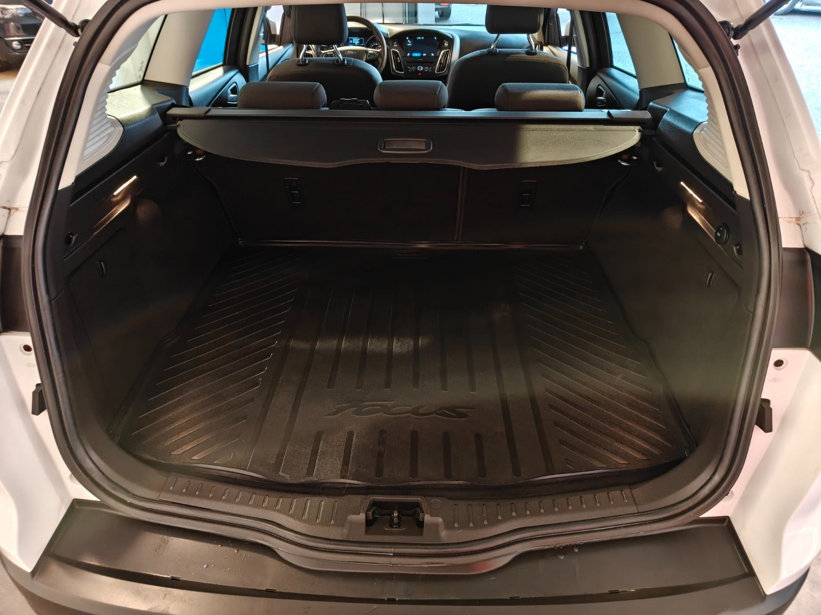 Hvid Ford Focus fra 2017