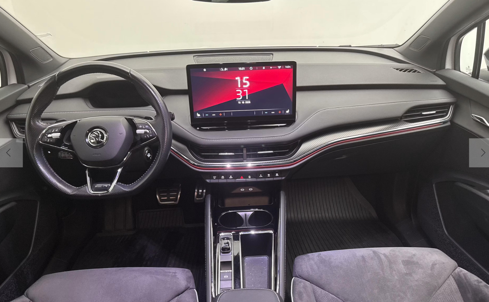 Hvid Skoda Enyaq fra 2022