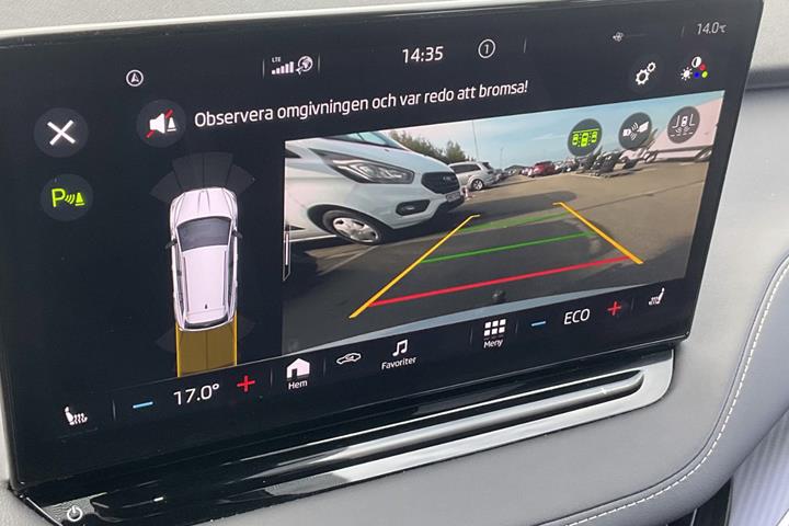 Hvid Skoda Enyaq fra 2022