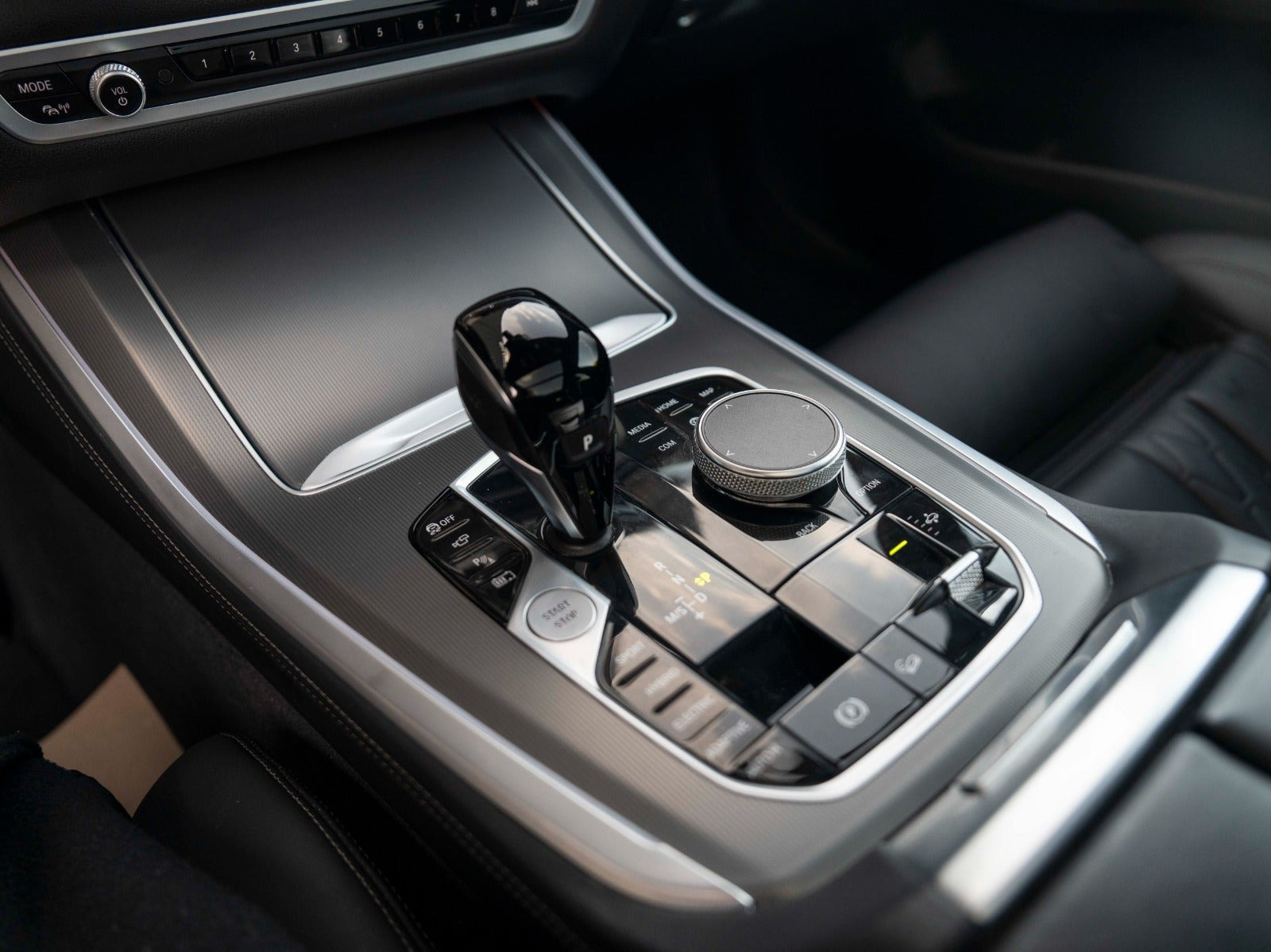 Sort BMW X5 fra 2022