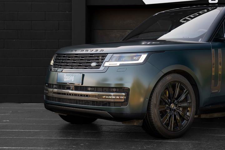 Grøn Land Rover Range Rover fra 2023