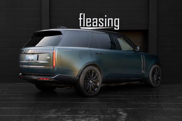 Grøn Land Rover Range Rover fra 2023