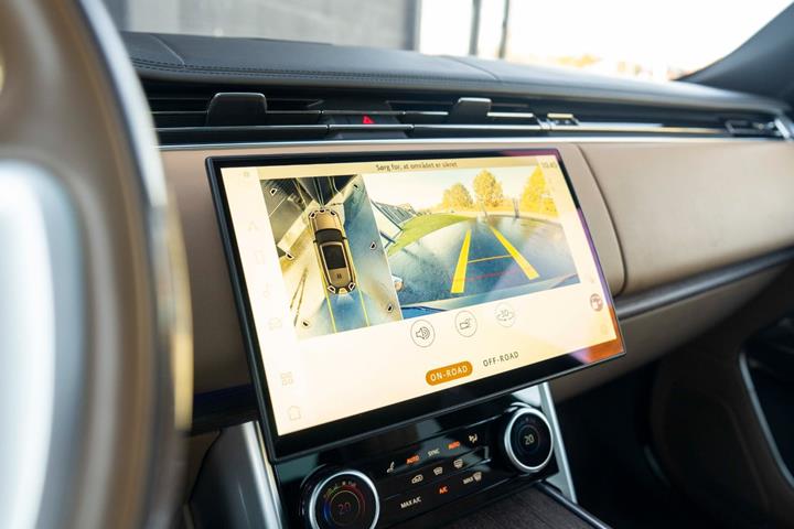 Grøn Land Rover Range Rover fra 2023