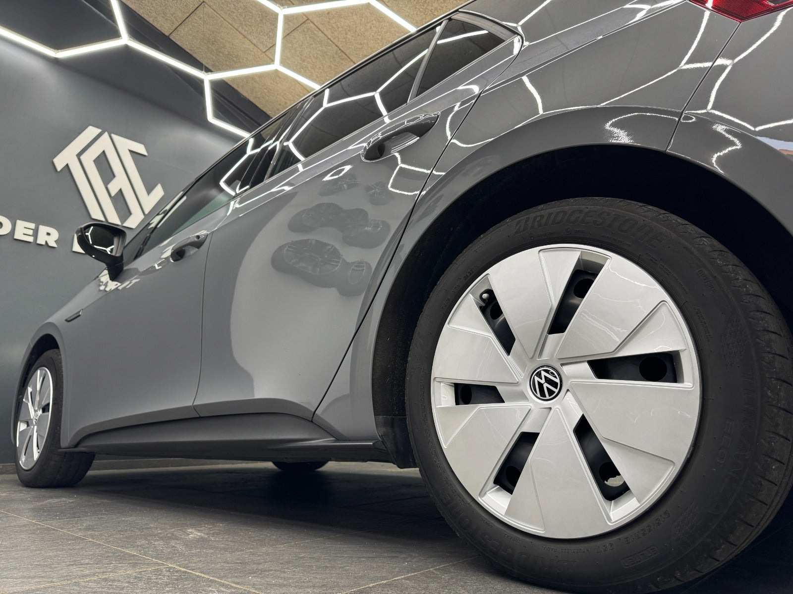 Grå VW ID.3 fra 2022
