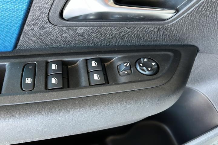 Hvid Citroën ë-C4 fra 2021