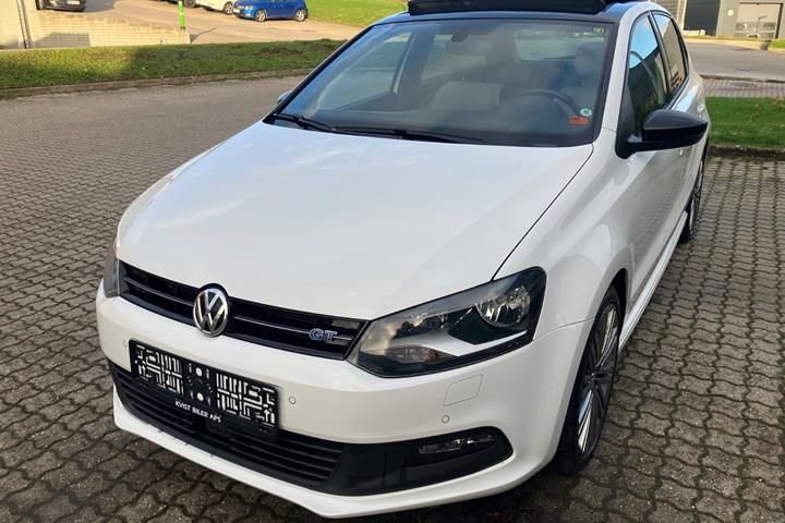 Hvid VW Polo fra 2016