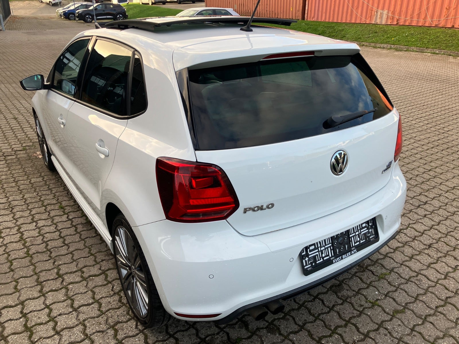 Hvid VW Polo fra 2016