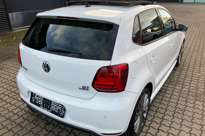 Hvid VW Polo fra 2016