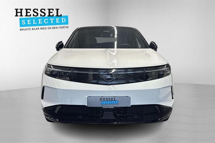 Hvid Opel Grandland-e fra 2025