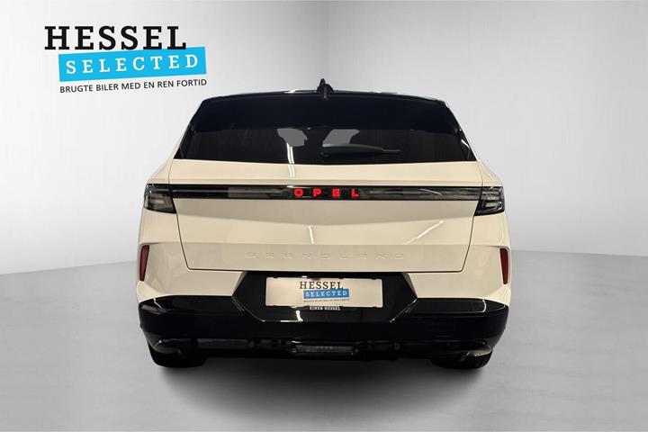 Hvid Opel Grandland-e fra 2025