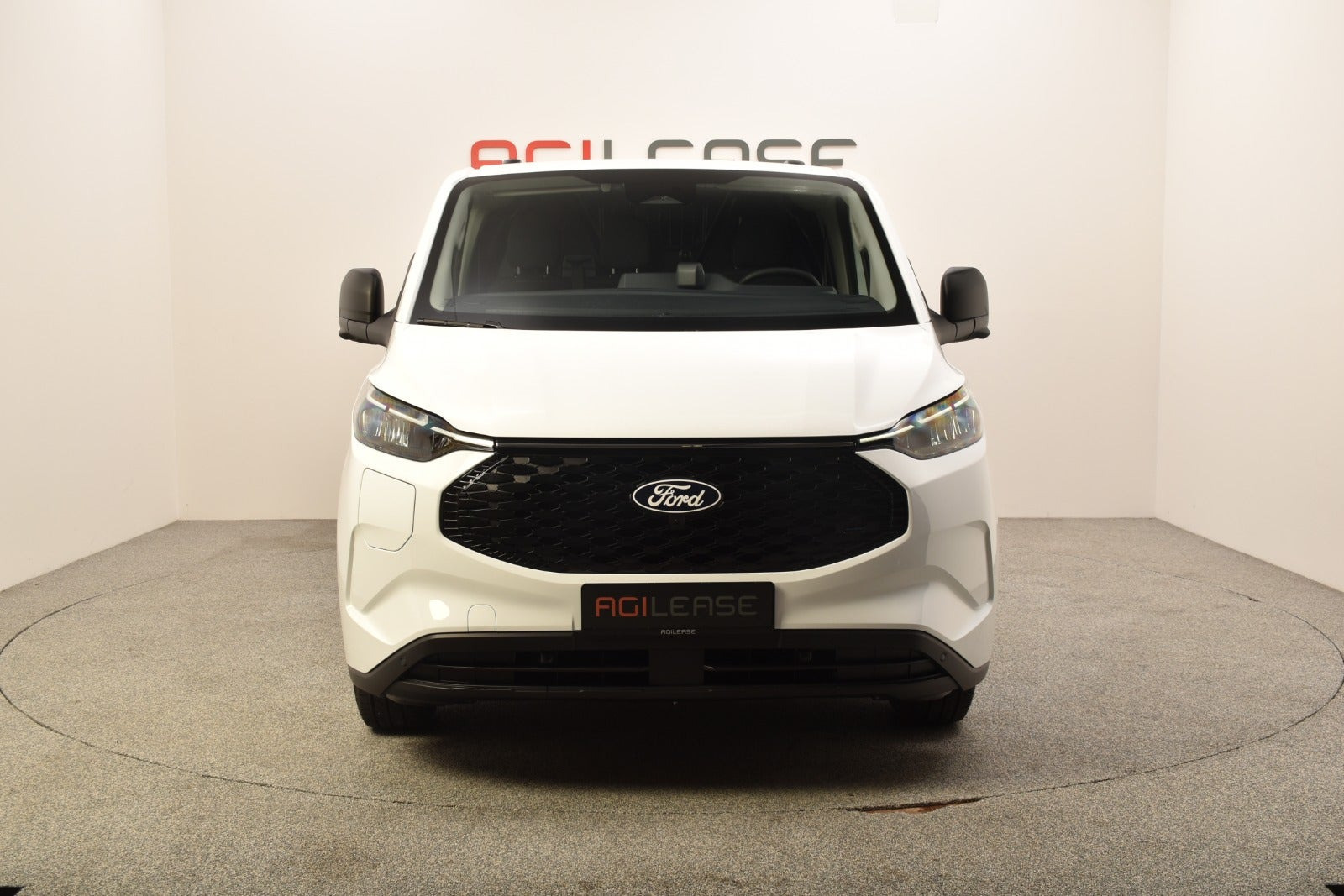 Hvid Ford E-Transit Custom 340 L2 fra 2027