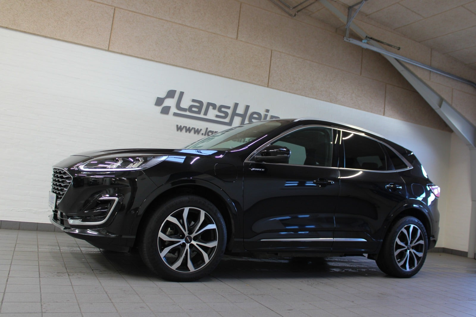 Sort Ford Kuga fra 2022