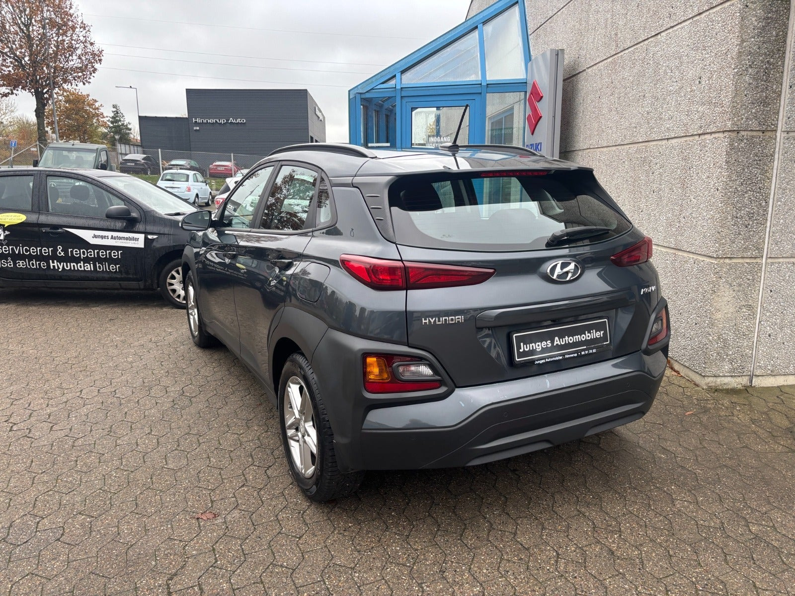 Grå Hyundai Kona fra 2018