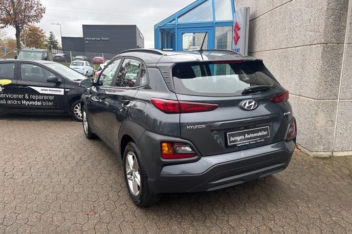 Grå Hyundai Kona fra 2018