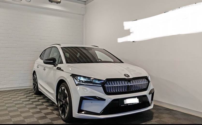 Skoda Enyaq 85x iV Sportline 4x4 286HK 5d Aut.