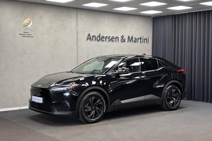 Sort Toyota C-HR+ fra 2026
