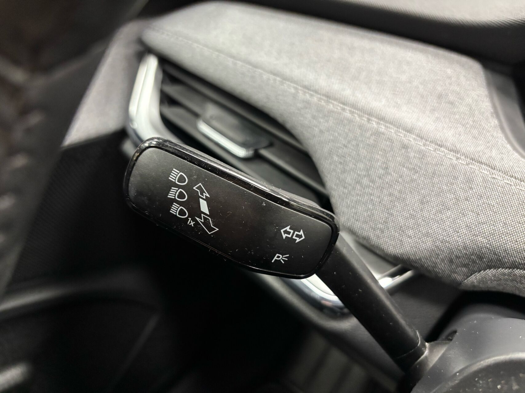 Blå Skoda Enyaq fra 2024