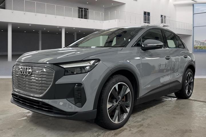 Grå Audi Q4 fra 2023