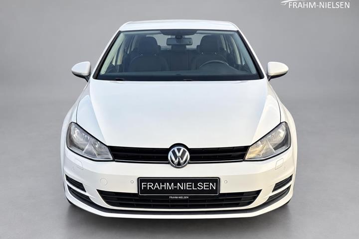 Hvid VW Golf fra 2014