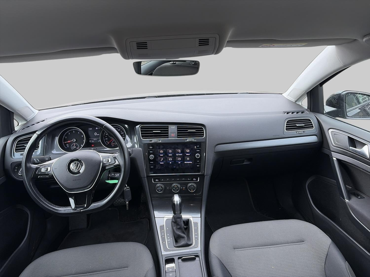 Sort VW Golf VII fra 2019