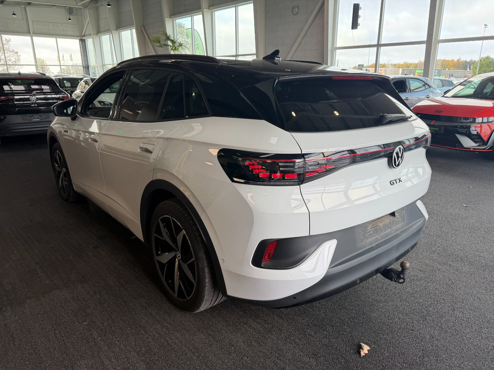 Hvid VW ID.4 fra 2025
