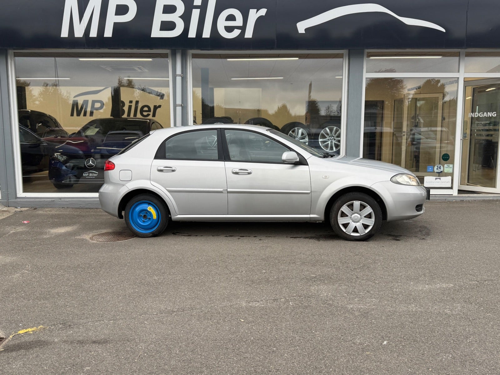 Sølv Chevrolet Lacetti fra 2008