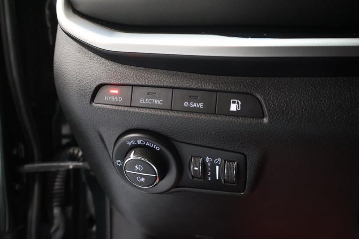 Grøn Jeep Compass fra 2021