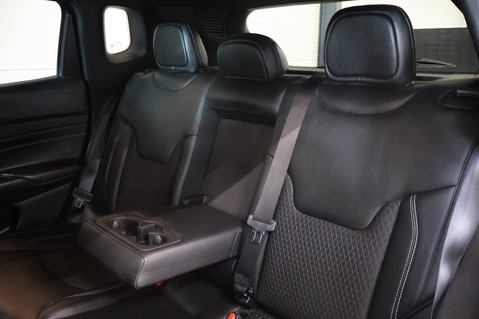 Grøn Jeep Compass fra 2021