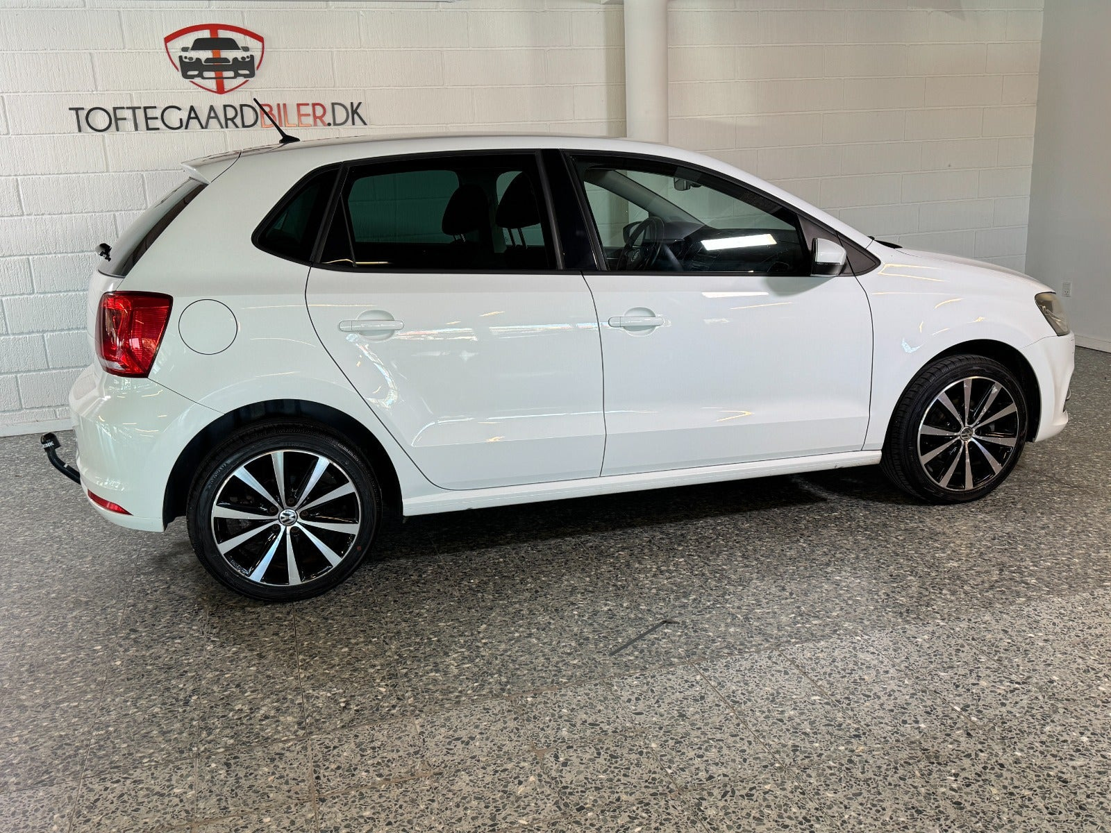 Hvid VW Polo fra 2016