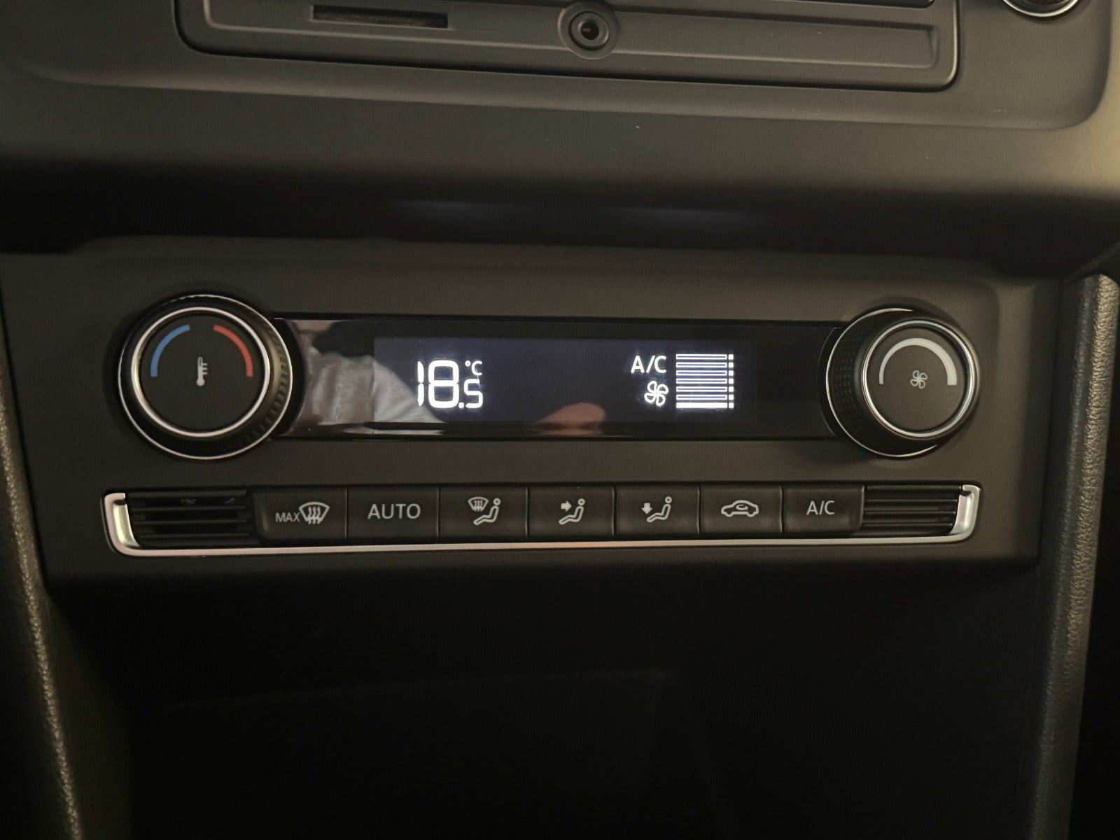Hvid VW Polo fra 2016