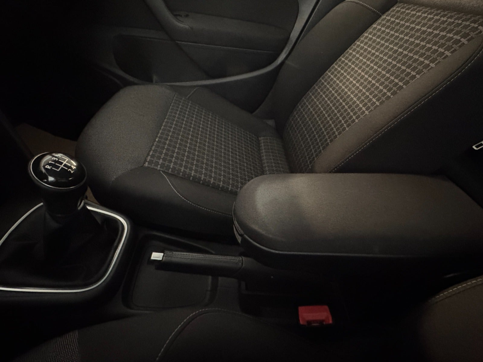 Hvid VW Polo fra 2016