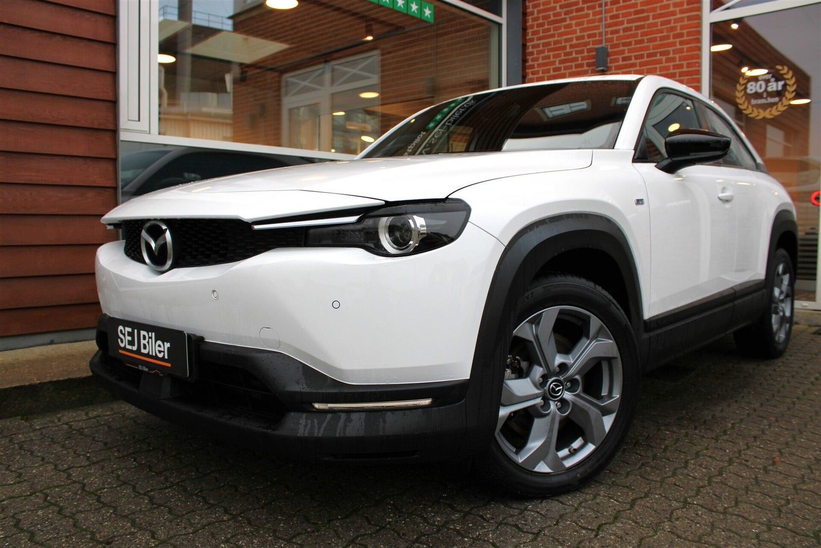 Hvid Mazda MX-30 fra 2022