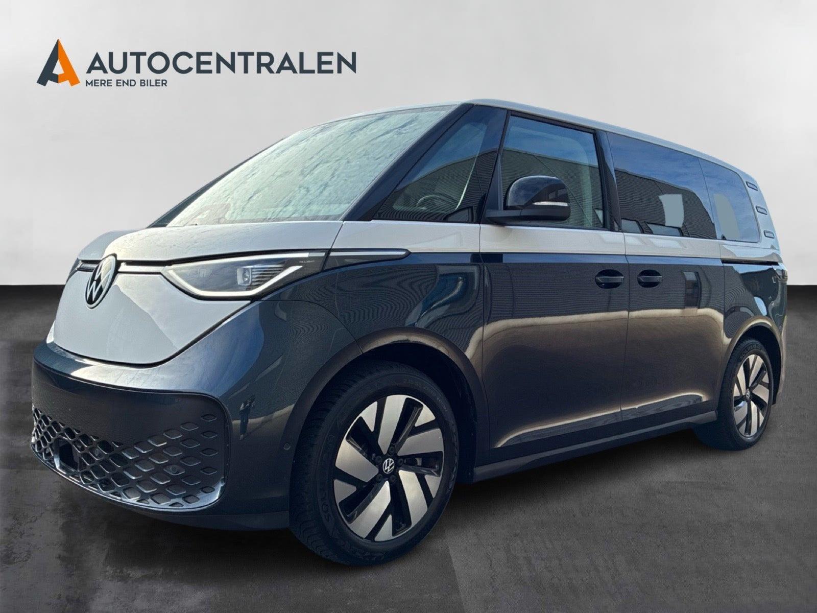 VW ID.Buzz 77 Pro SWB