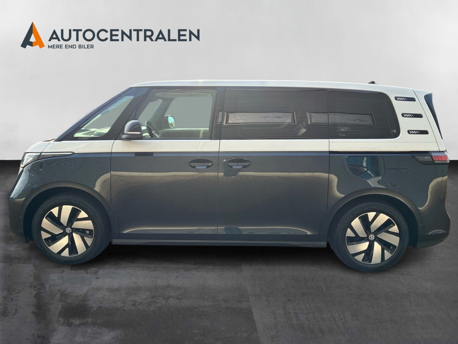 Blå VW ID.Buzz fra 2023