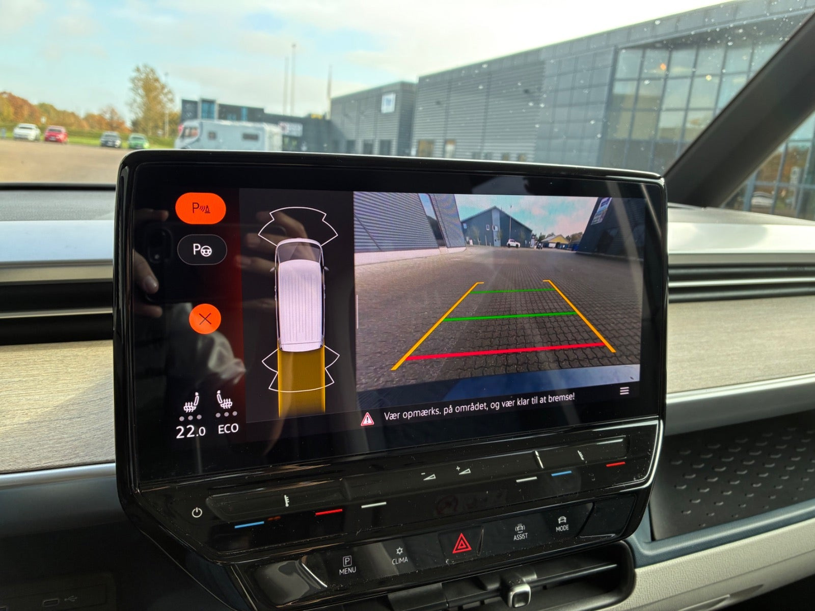 Blå VW ID.Buzz fra 2023