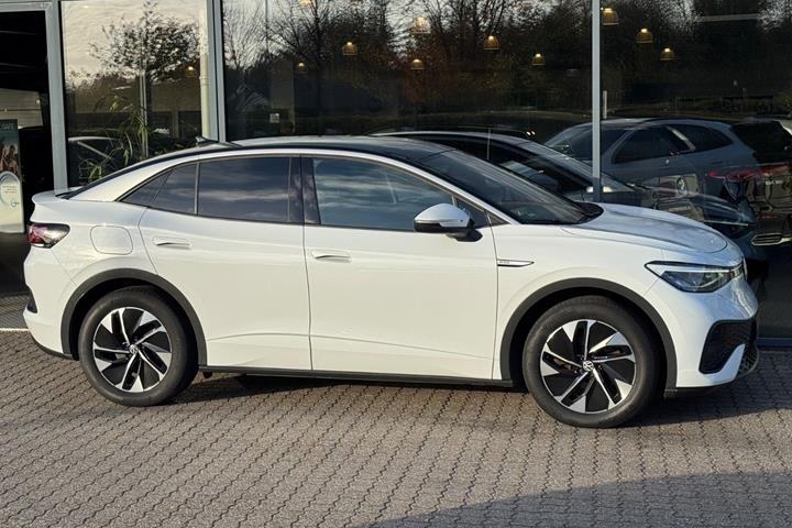 Hvid VW ID.5 fra 2023
