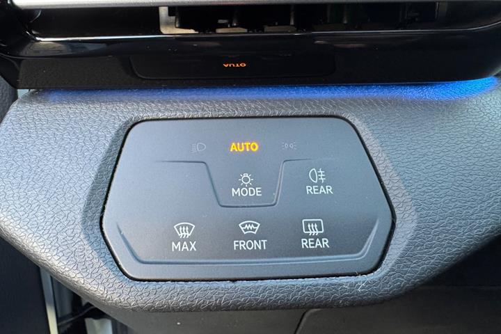 Hvid VW ID.5 fra 2023