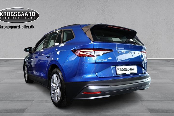 Blå Skoda Enyaq fra 2023