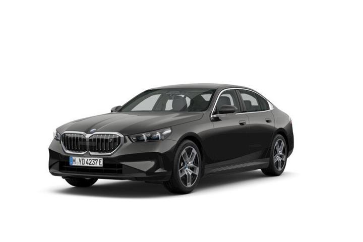 Grå BMW i5 fra 2024