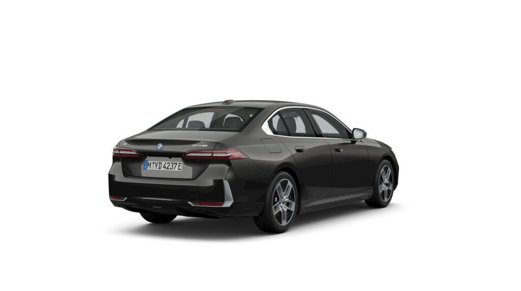 Grå BMW i5 fra 2024