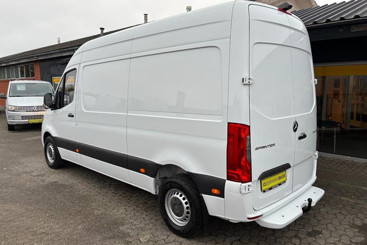 Hvid Mercedes Sprinter 314 fra 2018