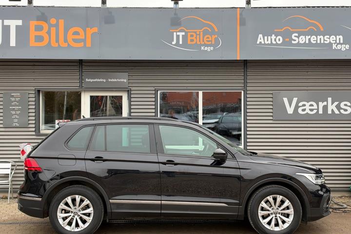 Sort VW Tiguan fra 2021