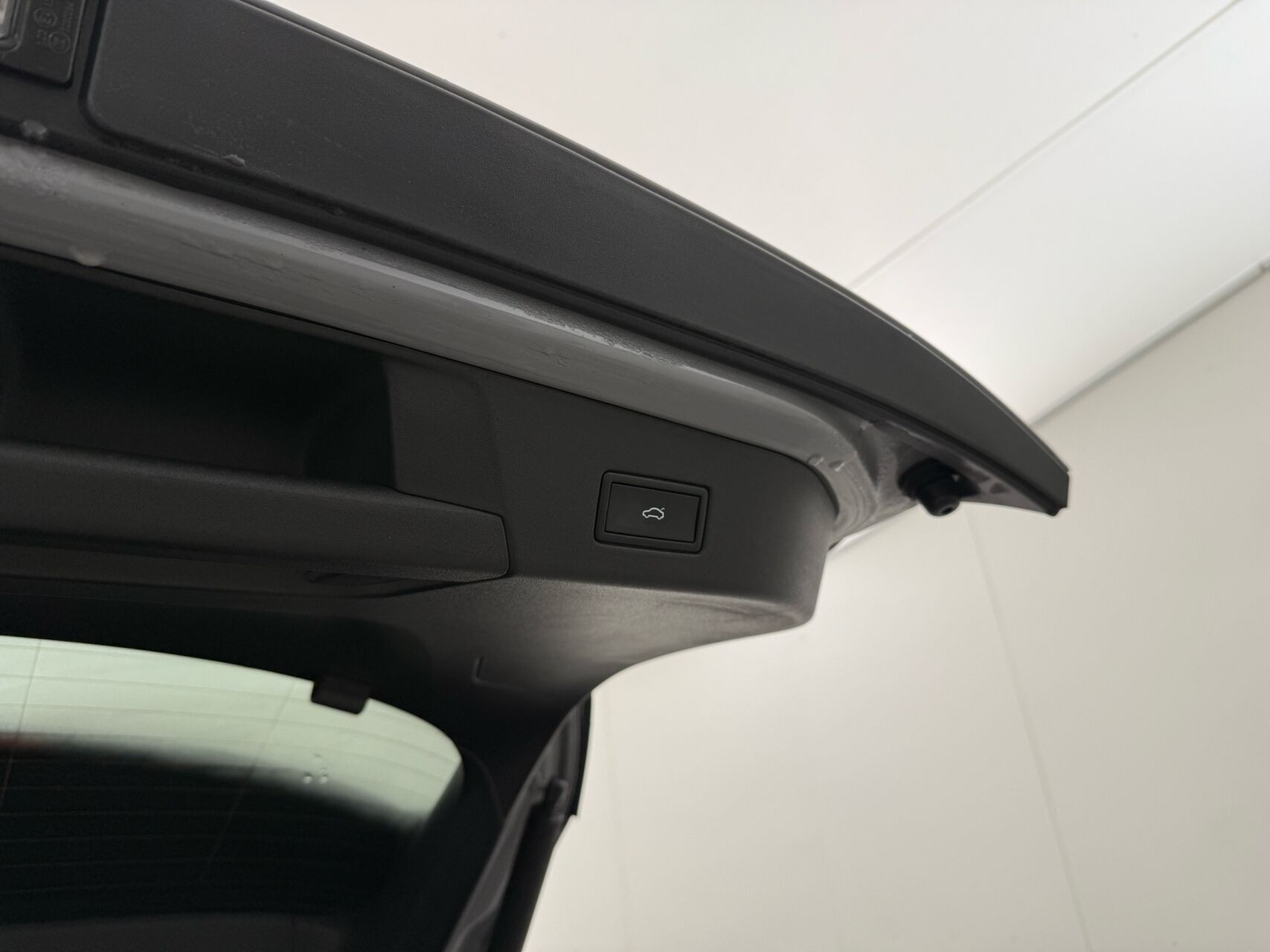 Grå VW ID.4 fra 2023