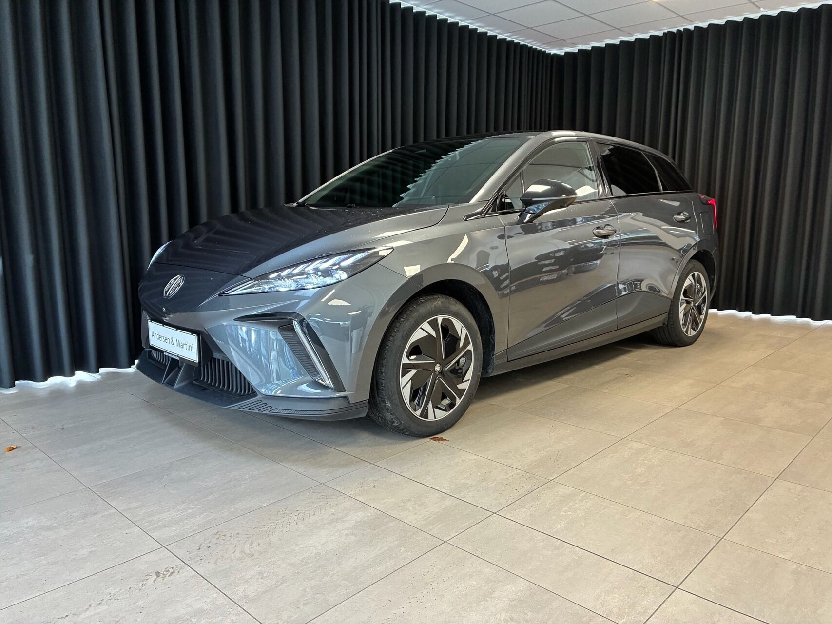 MG MG4 Electric EL Luxury Long Range 204HK 5d Aut.