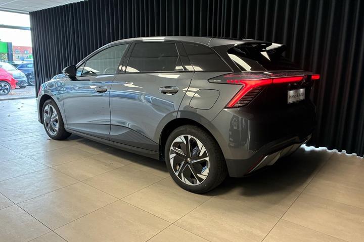 Grå MG MG4 Electric fra 2023