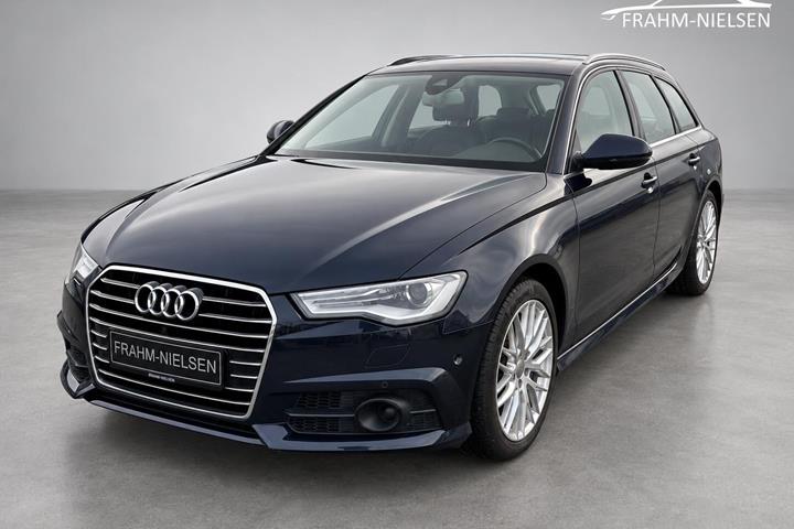 Blå Audi A6 fra 2017