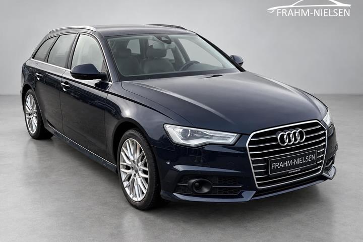 Blå Audi A6 fra 2017